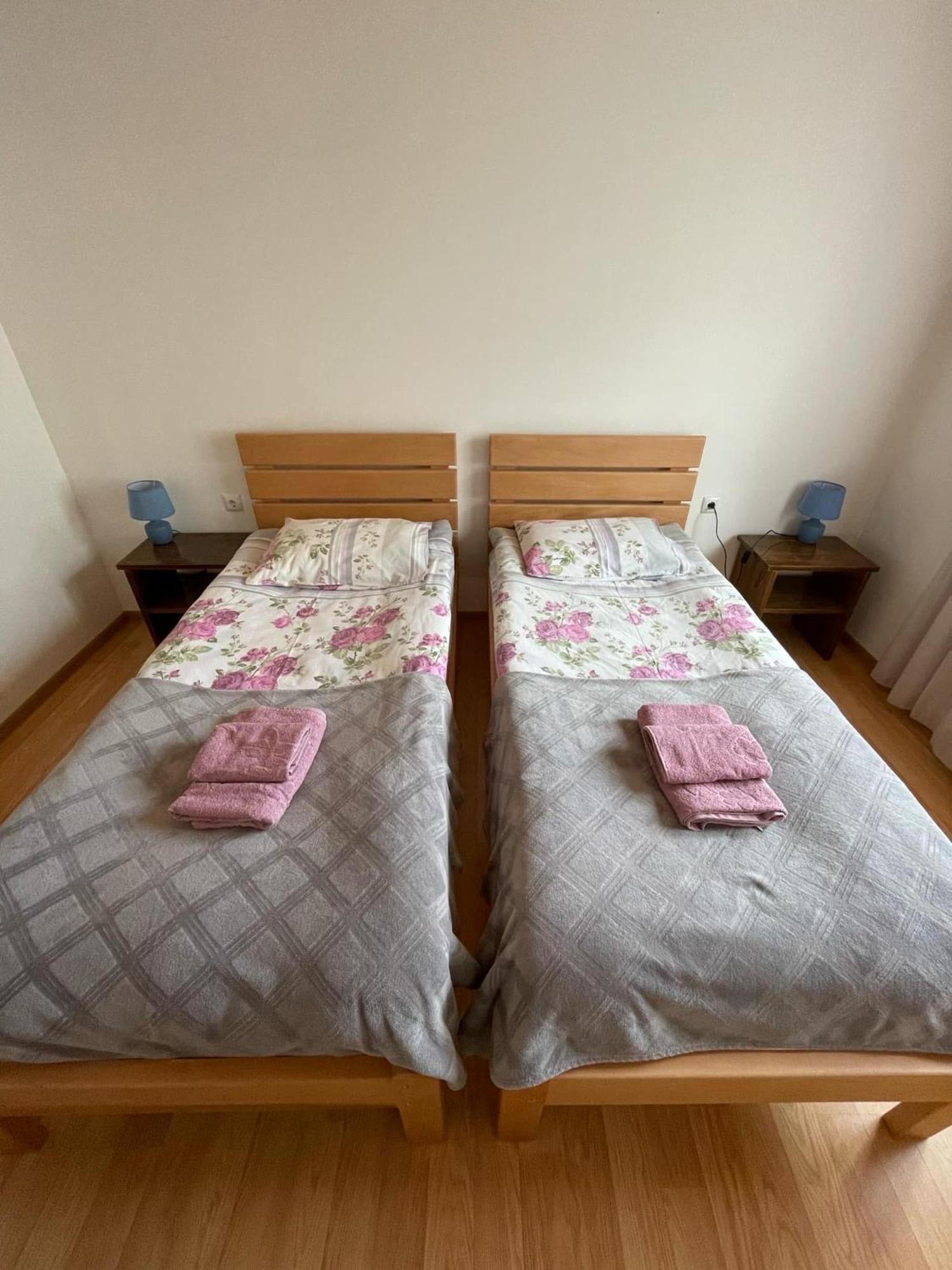 Guest House Victor Zhabeshi 외부 사진